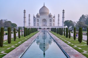 send money to India money transfer service - Taj Mahal